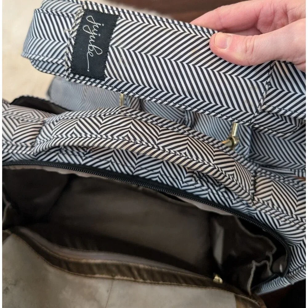 Jujube BFF Chromatics Black and White Chevron Diaper Breast Pump Bag Backpack